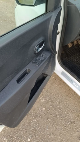 Dacia Lodgy 1.6 Бензин Газ, снимка 7