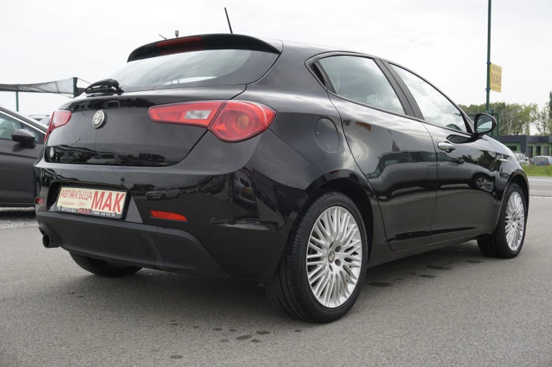 Alfa Romeo Giulietta 1.4i/Газ.инжекцион, снимка 7 - Автомобили и джипове - 46040623