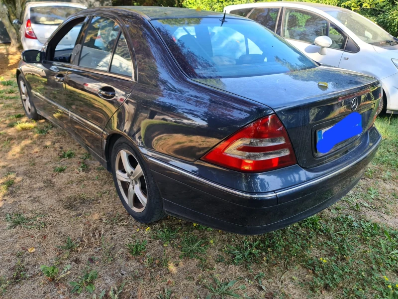 Mercedes-Benz C 270 2.7cdi 6ск седан AVANGADRE, снимка 2 - Автомобили и джипове - 47463662