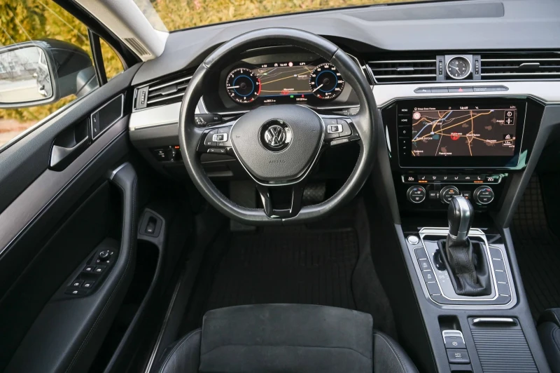 VW Passat Digital* Hignline* Kamera* Germany , снимка 9 - Автомобили и джипове - 47563380