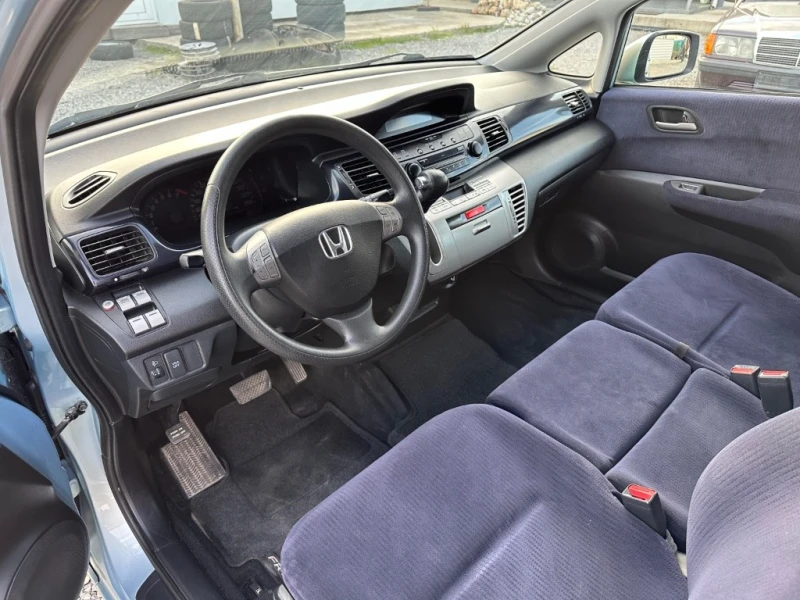 Honda Fr-v 1.8i, снимка 11 - Автомобили и джипове - 47615734