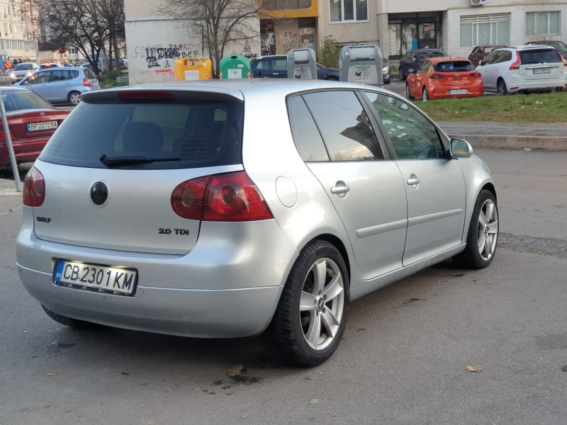 VW Golf 5 2.0, снимка 4 - Автомобили и джипове - 48081544