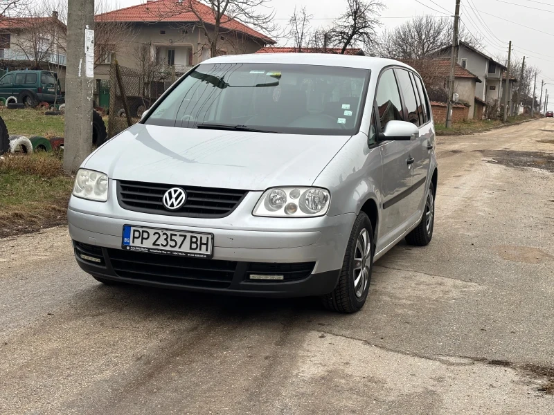 VW Touran, снимка 2 - Автомобили и джипове - 48448302