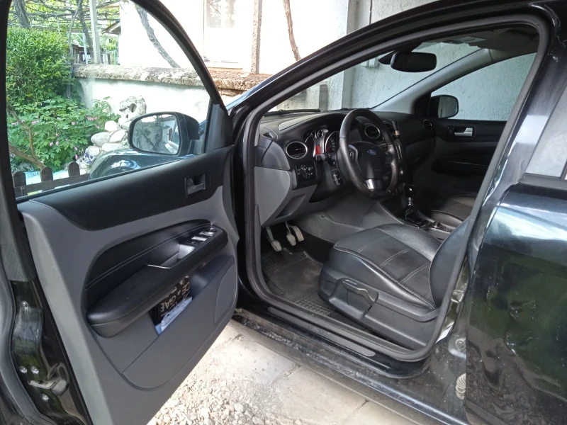Ford Focus 2.0 TDCI Titanium, снимка 9 - Автомобили и джипове - 52179412