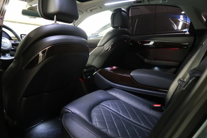 Audi A8 3.0 TDI Facelift, снимка 15 - Автомобили и джипове - 51826567