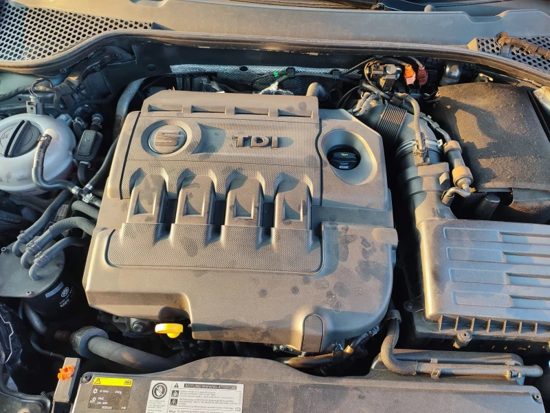 Seat Leon 2.0 TDi avtomat, снимка 15 - Автомобили и джипове - 52033158