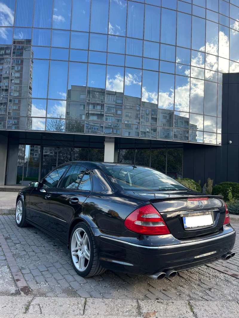 Mercedes-Benz E 320 CDI, снимка 5 - Автомобили и джипове - 52502845