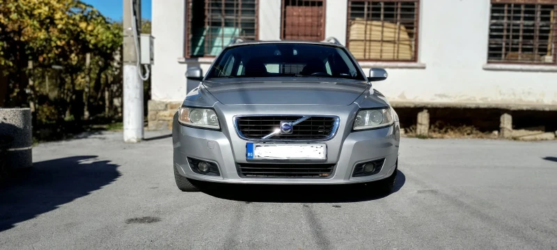 Volvo V50 2.0D, снимка 3 - Автомобили и джипове - 52823346