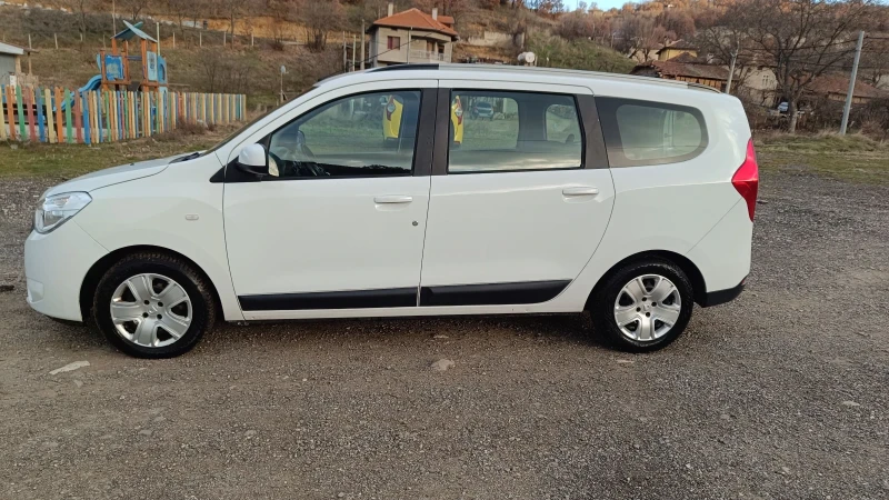 Dacia Lodgy 1.6 Бензин Газ, снимка 3 - Автомобили и джипове - 52944999