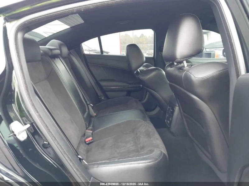 Dodge Charger RT * * CARFAX * * АВТО КРЕДИТ * * , снимка 10 - Автомобили и джипове - 52959307
