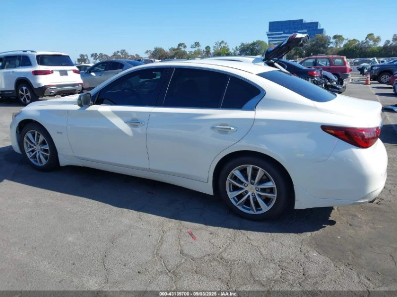 Infiniti Q50 3.0L V-6 DI, DOHC, VVT, TURBO, 300HP Rear Wheel, снимка 6 - Автомобили и джипове - 53500793