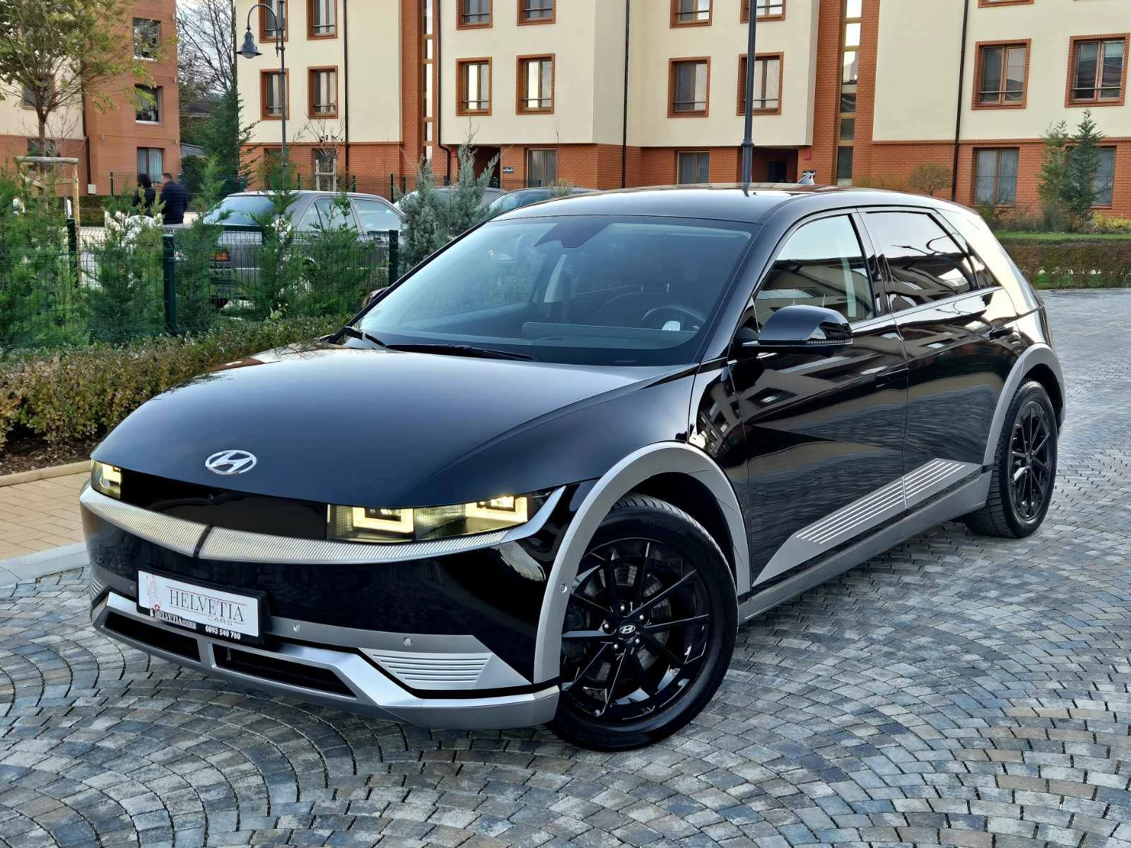 Hyundai Ioniq 5 * ГАРАНЦИОНЕН* Long Range* AWD* 72.6kwh* , снимка 1