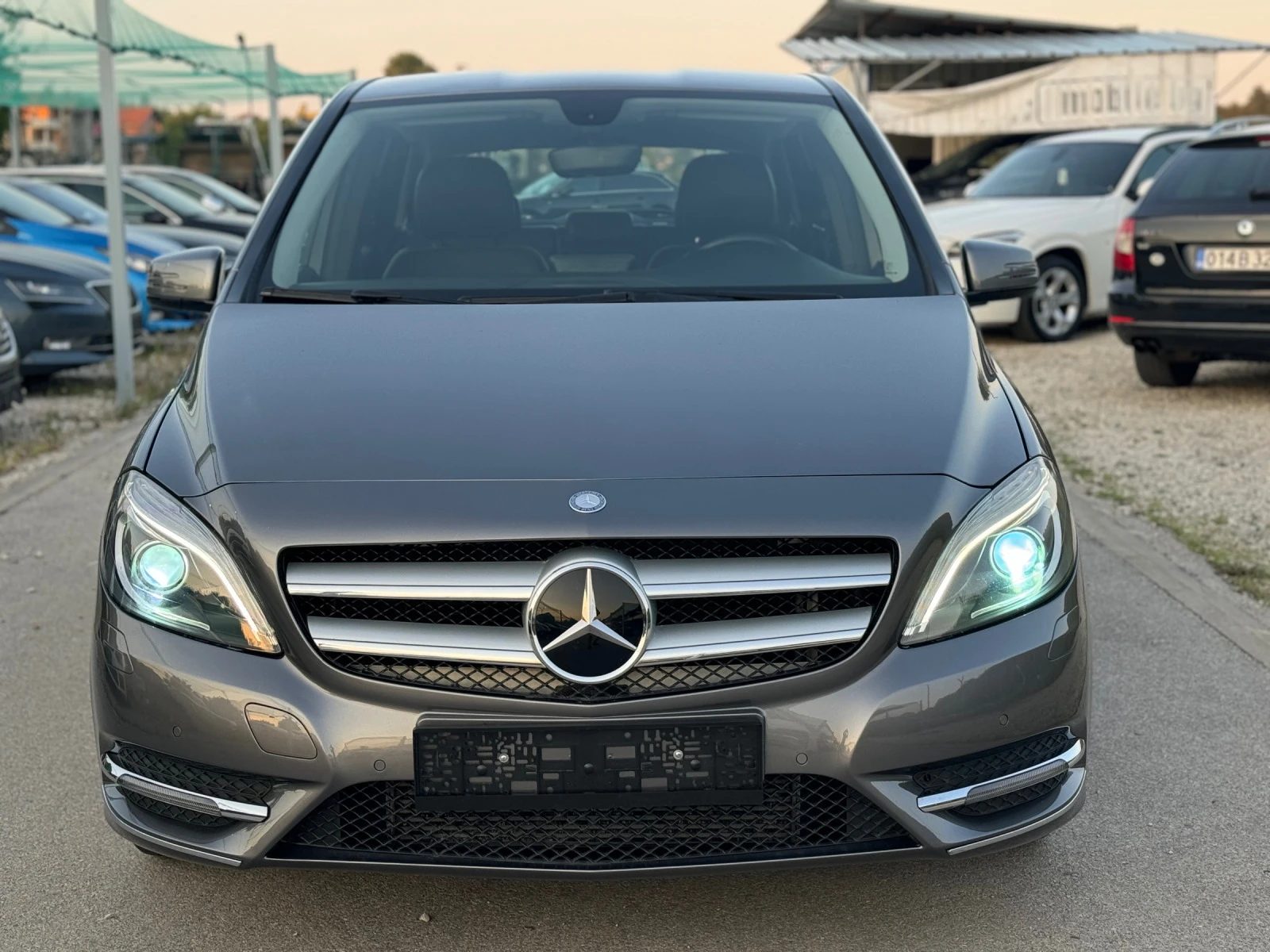 Mercedes-Benz B 180 ШВЕЙЦАРИЯ , Автомат , LED - изображение 3