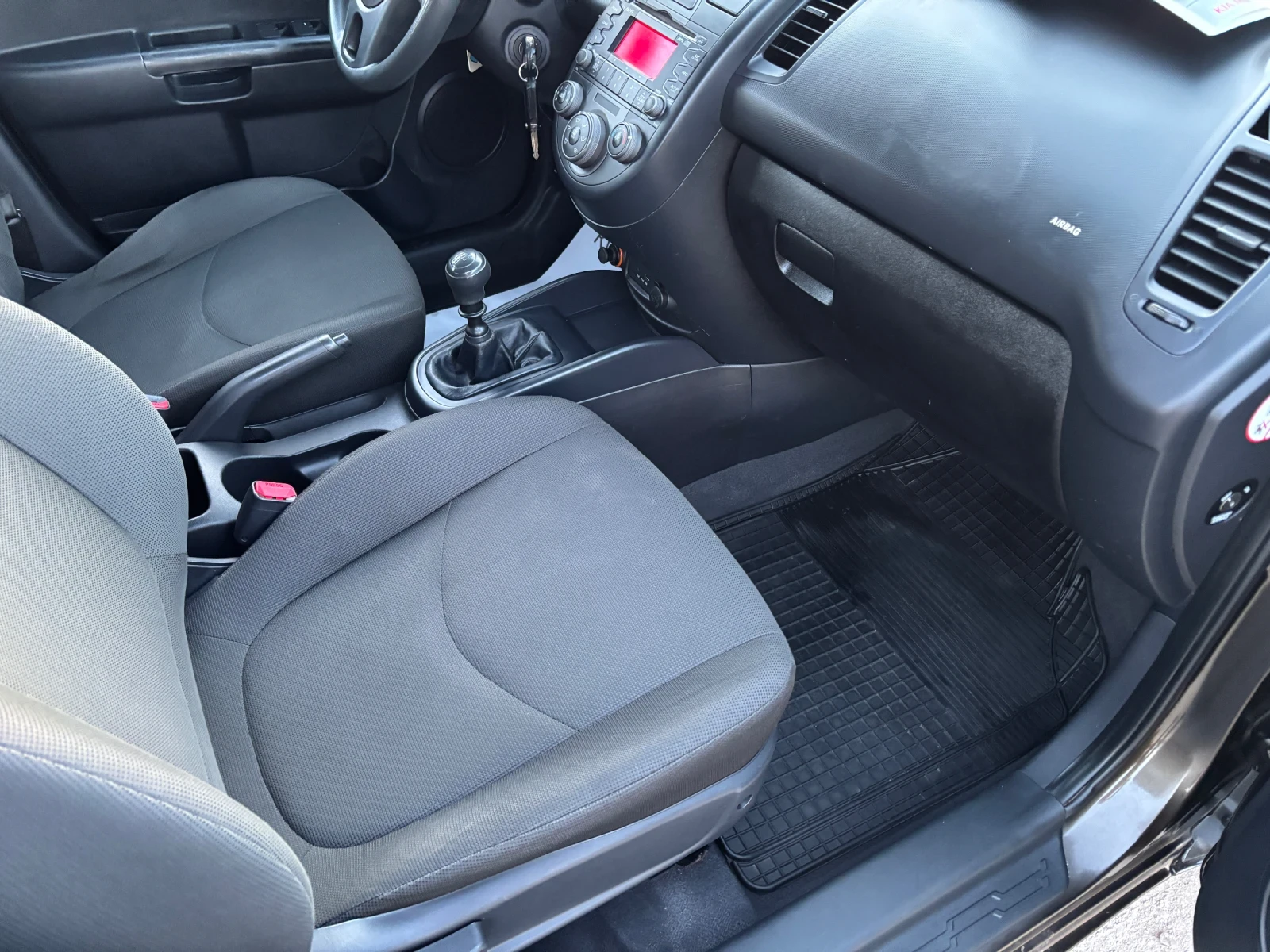 Kia Soul 2010+ 1.6+ С.ИСТОРИЯ+ 4БР-ЗИМНИ ГУМИ | Mobile.bg — изображение 13