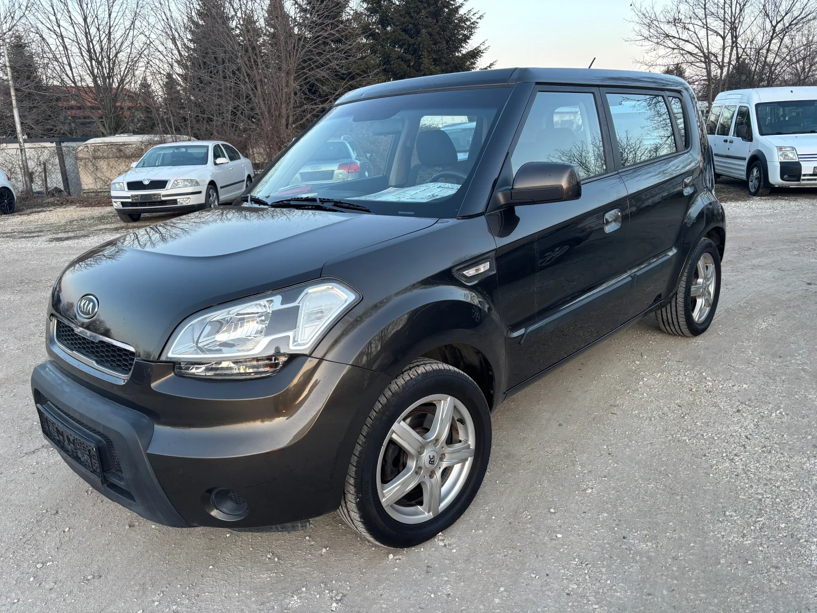 Kia Soul 2010+ 1.6+ С.ИСТОРИЯ+ 4БР-ЗИМНИ ГУМИ | Mobile.bg — изображение 1