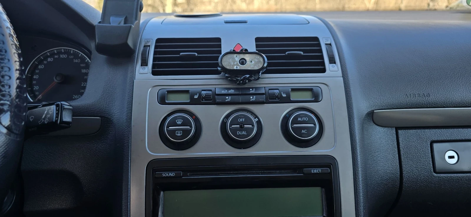 VW Touran 2.0 TDI Cross | Mobile.bg — изображение 11