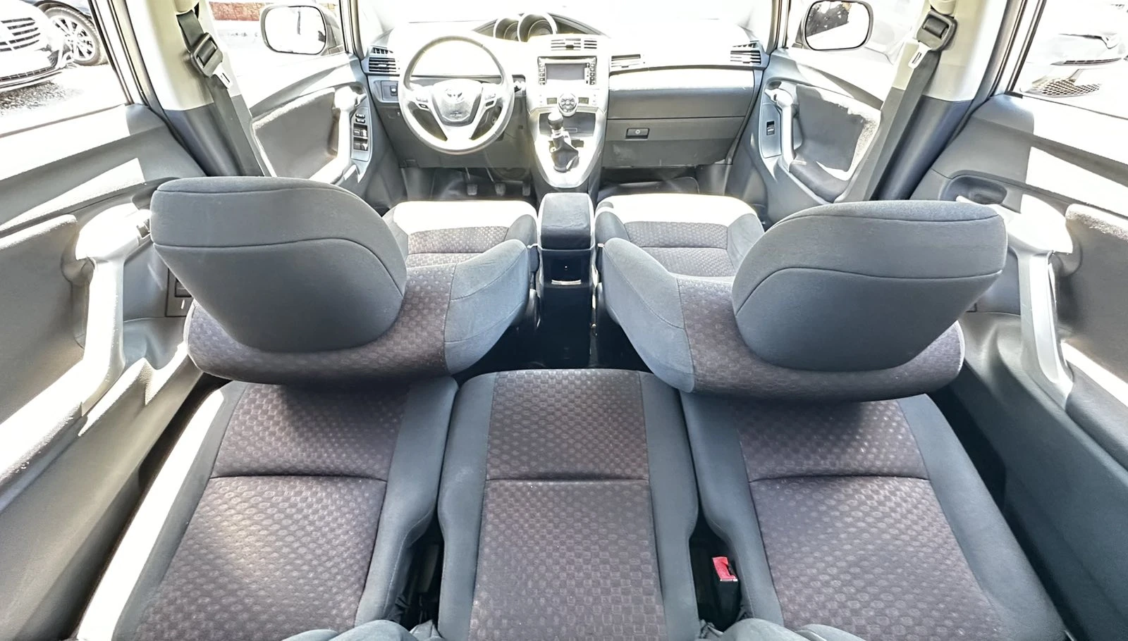 Toyota Verso 2.0D 126HP EURO 5A - изображение 9