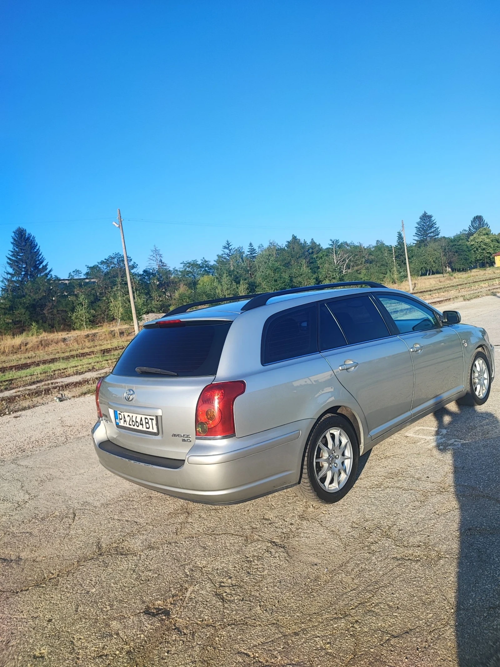 Toyota Avensis  - изображение 8