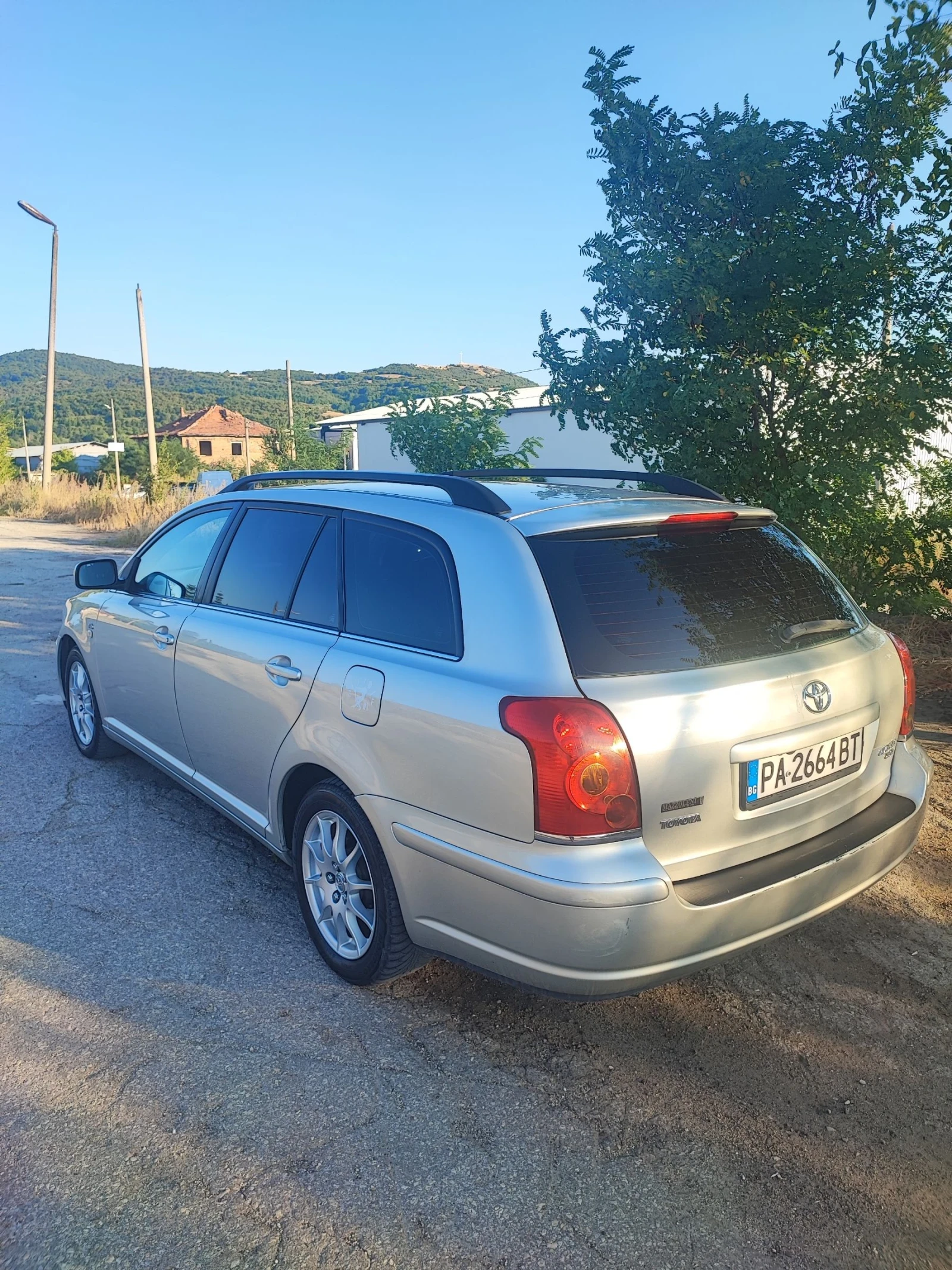 Toyota Avensis  - изображение 7