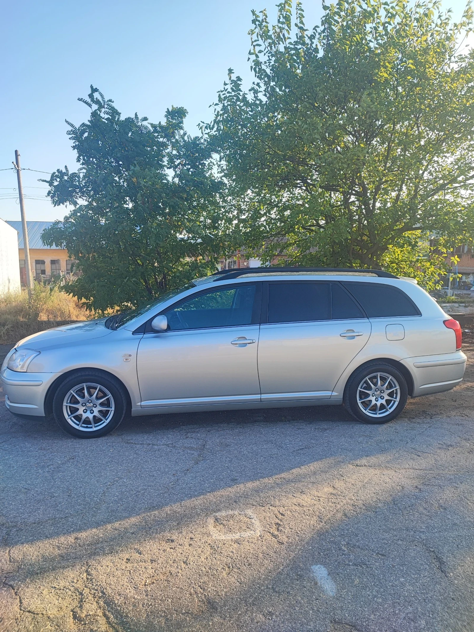 Toyota Avensis  - изображение 6