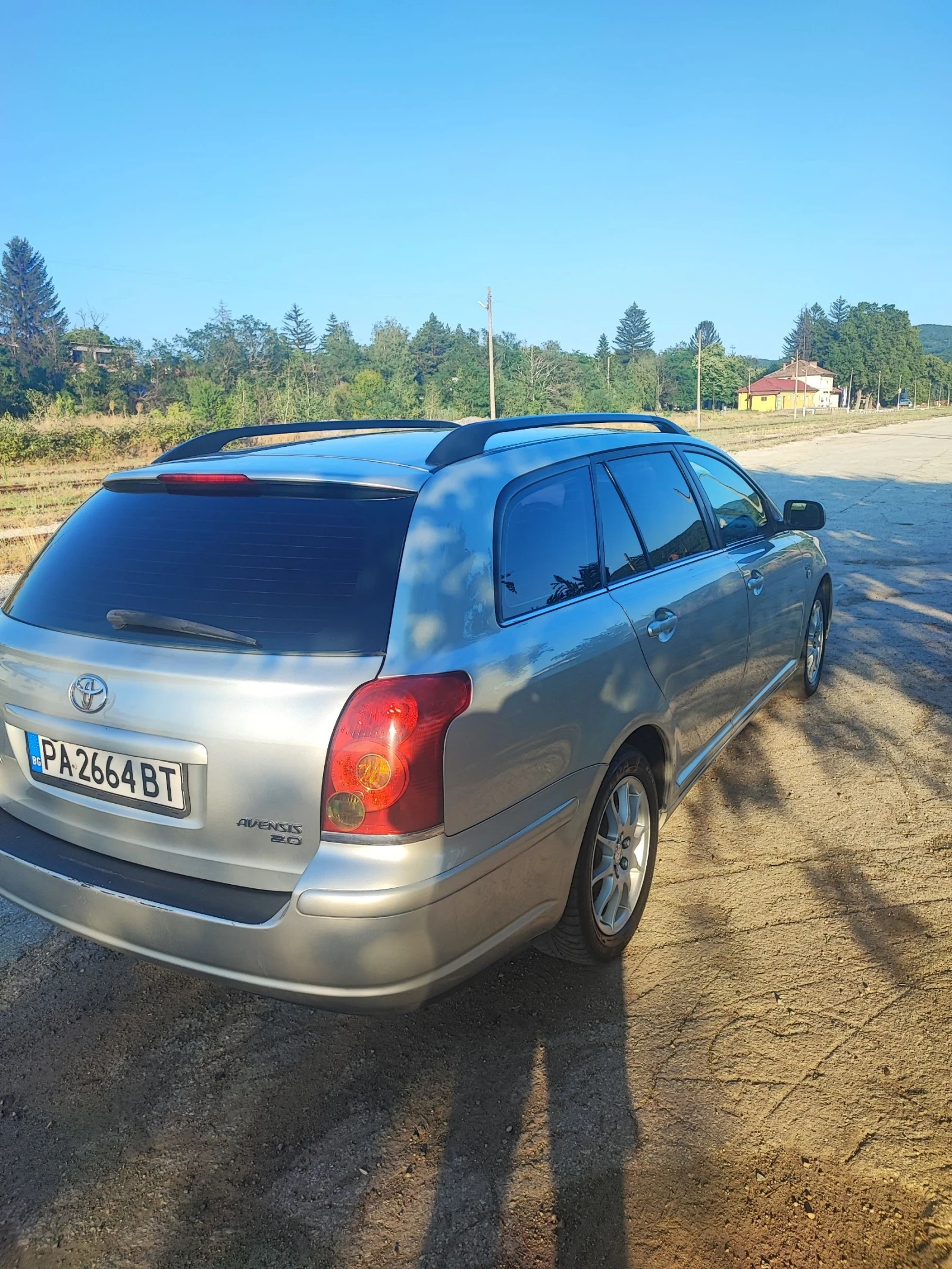 Toyota Avensis  - изображение 5