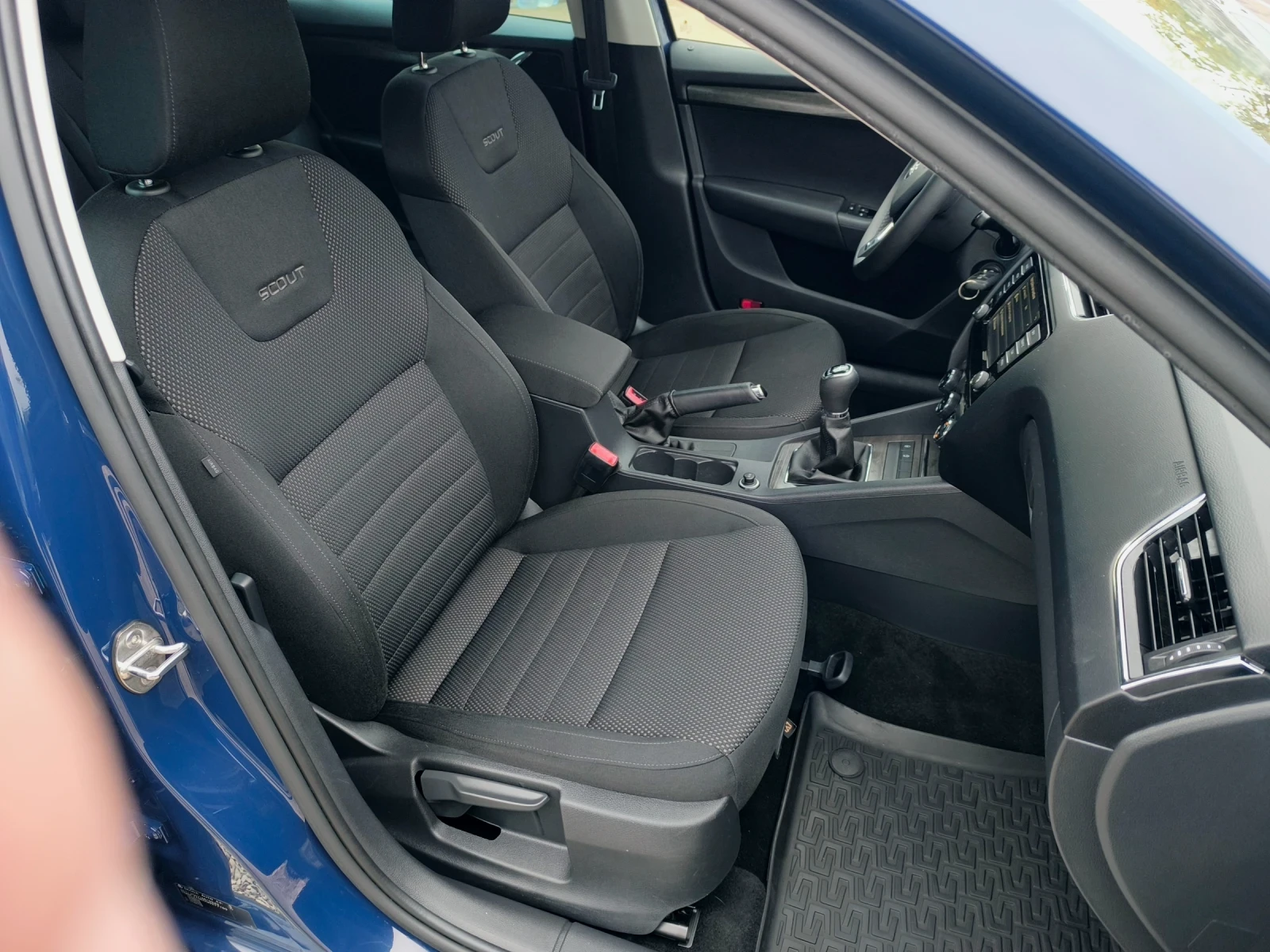 Skoda Octavia 2.0TDI 4X4 SCOUT | Mobile.bg   9