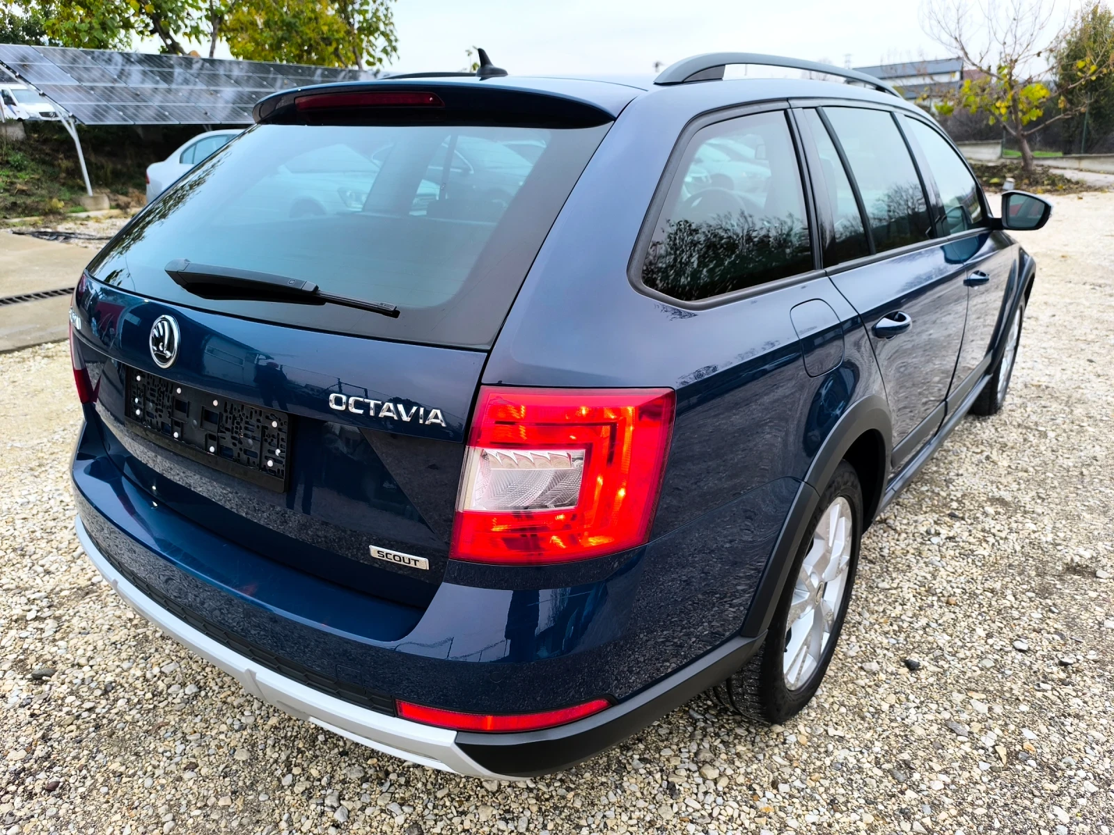 Skoda Octavia 2.0TDI 4X4 SCOUT | Mobile.bg   7