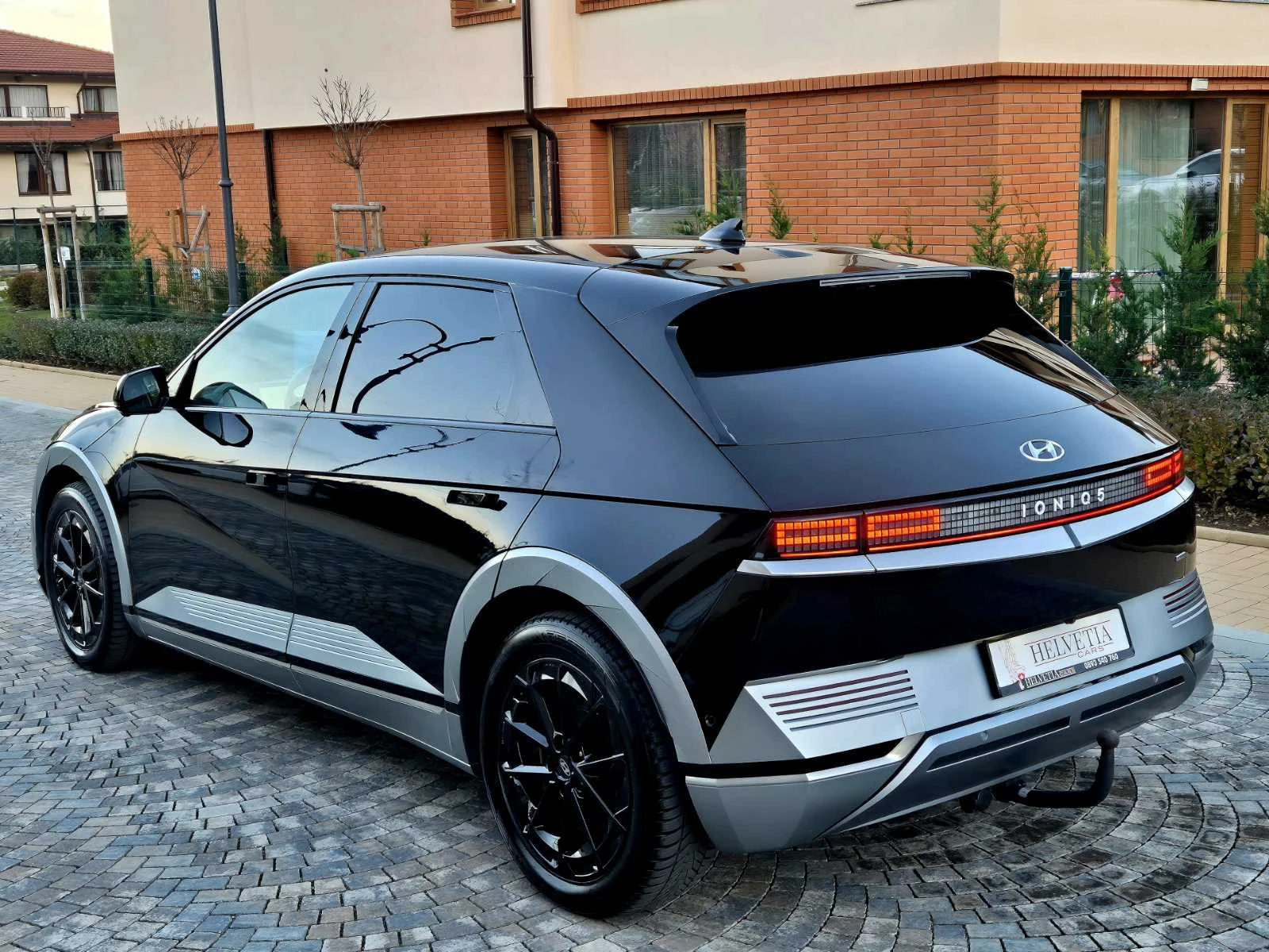 Hyundai Ioniq 5 * ГАРАНЦИОНЕН* Long Range* AWD* 72.6kwh*  - изображение 3