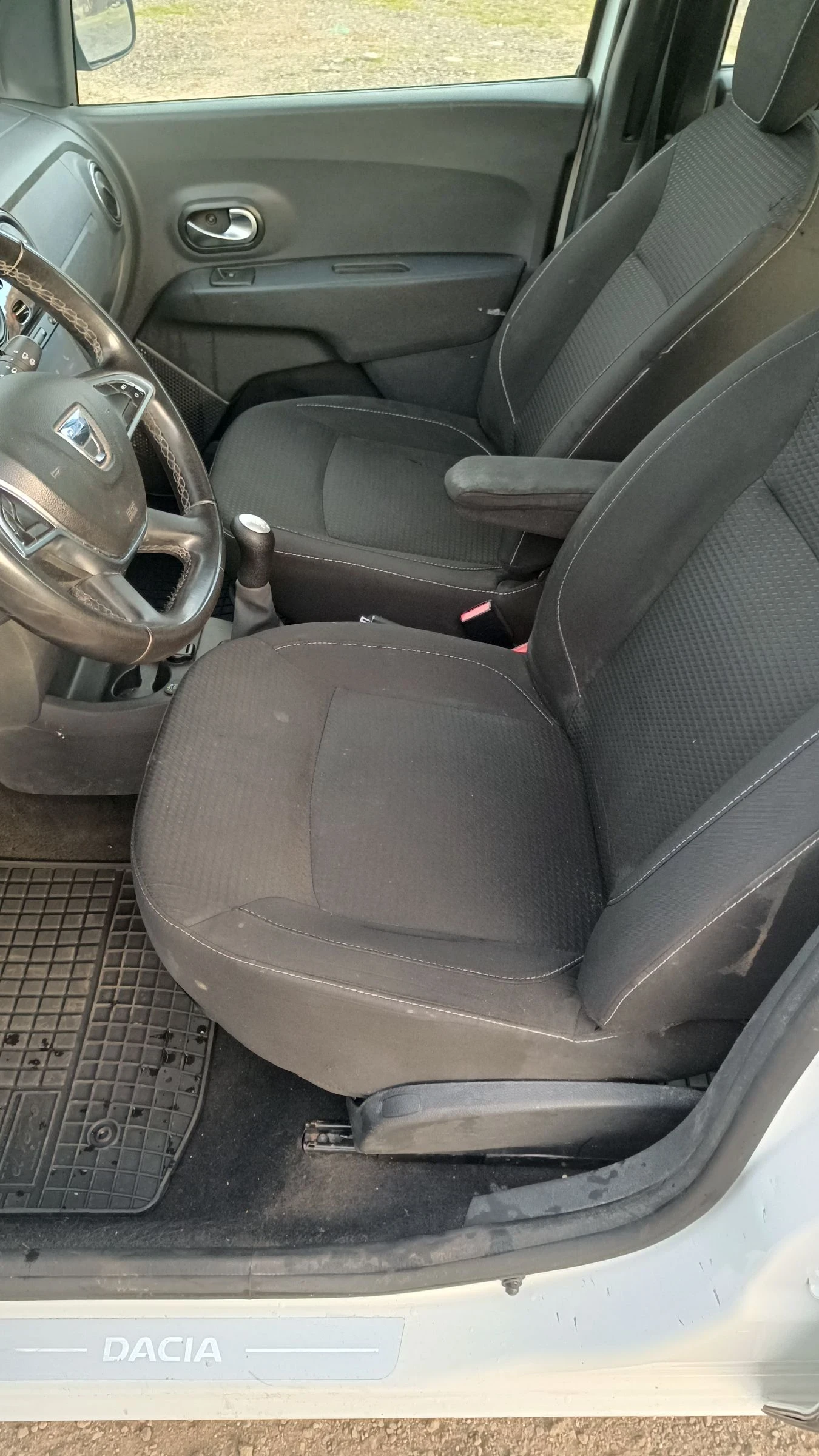 Dacia Lodgy 1.6 Бензин Газ - изображение 6