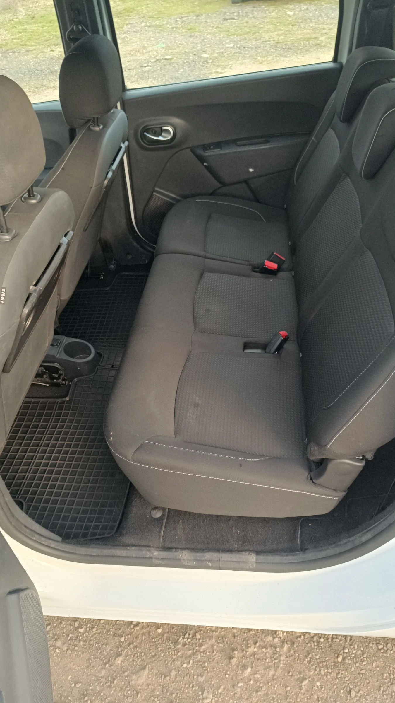 Dacia Lodgy 1.6 Бензин Газ - изображение 8