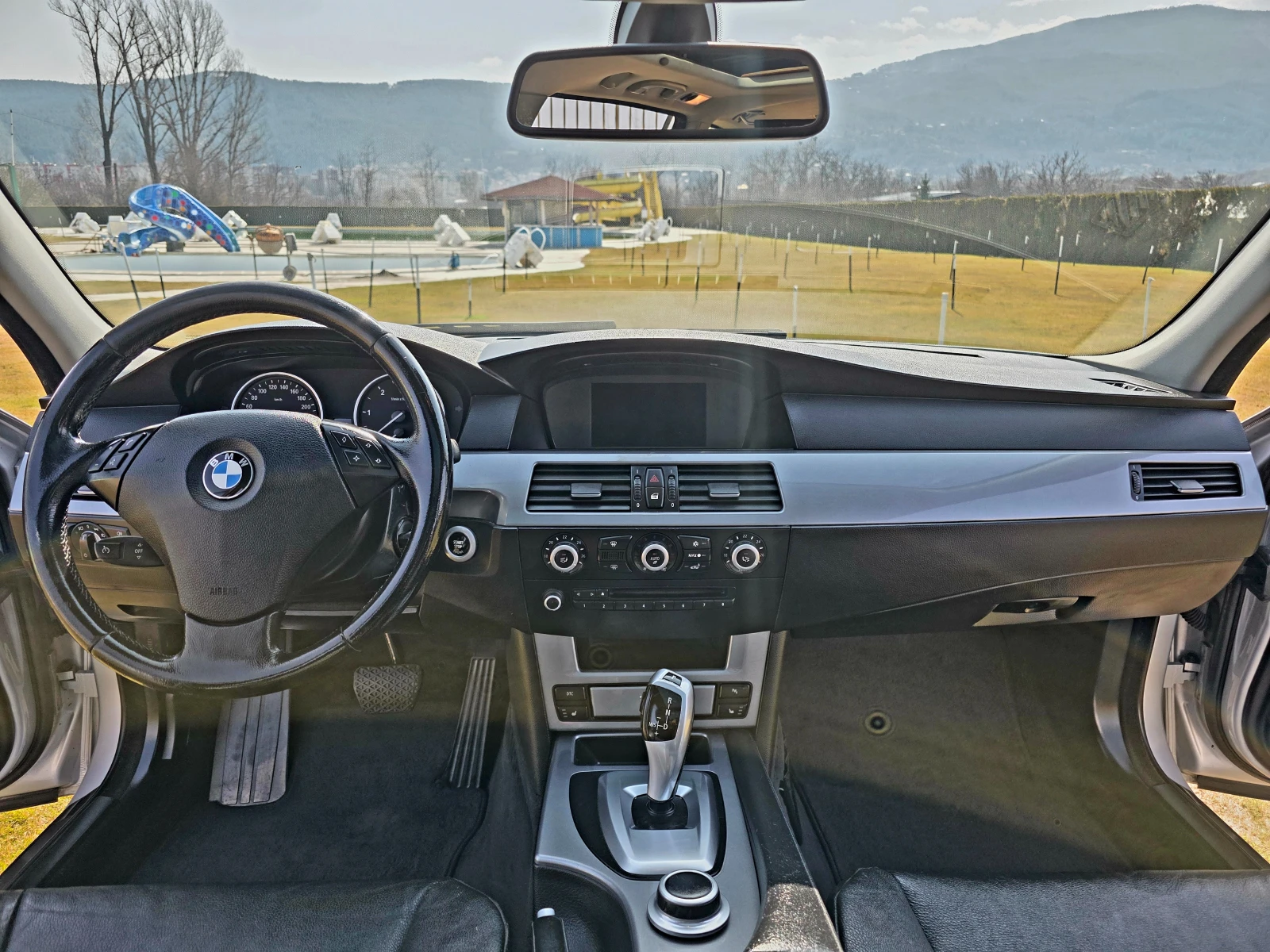 BMW 520 ! ! ! 2009 ГОДИНА ! ! ! FACE LIFT ! ! !, снимка 12 - Автомобили и джипове - 53740456