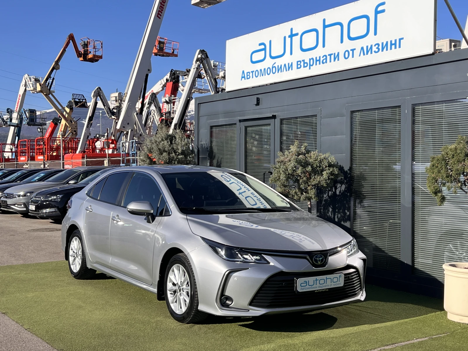 Toyota Corolla EXECUTIVE/1.8 HYBRID/122к.с./е-CVT/ГАРАНЦИЯ, снимка 6 - Автомобили и джипове - 53794807