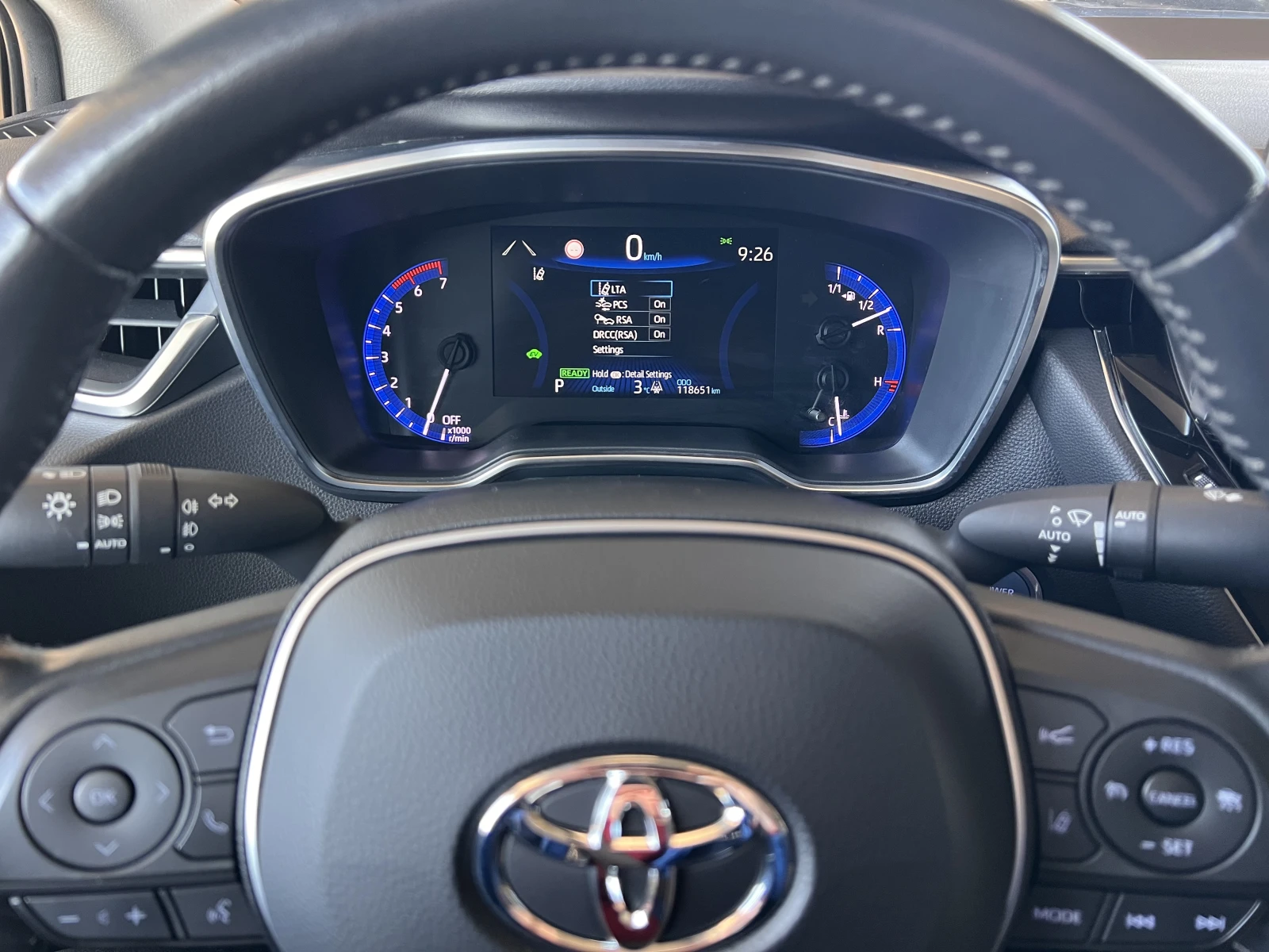 Toyota Corolla EXECUTIVE/1.8 HYBRID/122к.с./е-CVT/ГАРАНЦИЯ, снимка 11 - Автомобили и джипове - 53794807