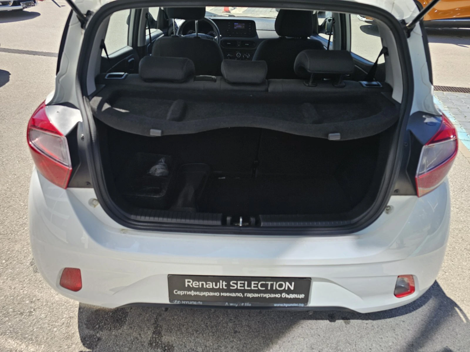 Hyundai I10 1.0 TCe 66 LPG, снимка 14 - Автомобили и джипове - 54123494