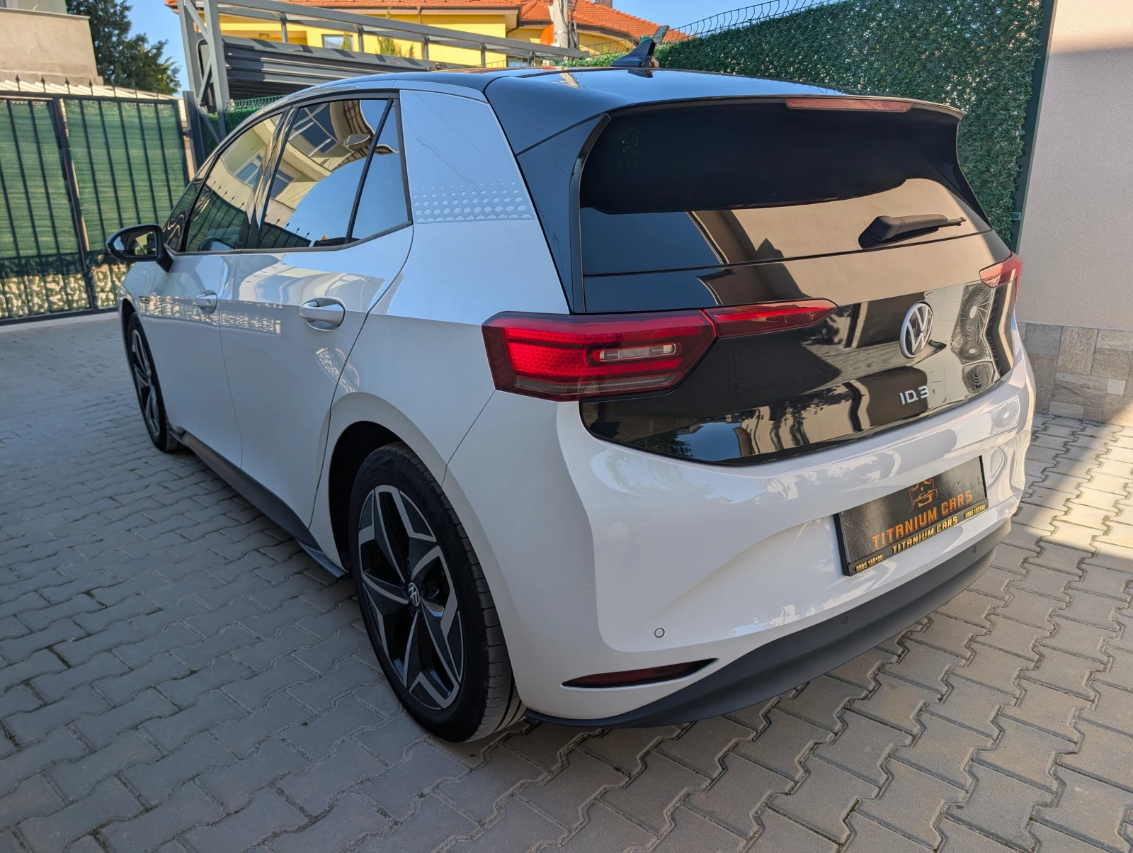 VW ID.3 1st Plus* 58kWh* Matrix* Дистроник* Подгрев, снимка 5 - Автомобили и джипове - 54266632