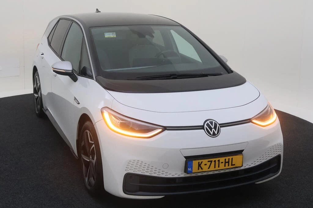 VW ID.3 1st Plus* 58kWh* Matrix* Дистроник* Подгрев