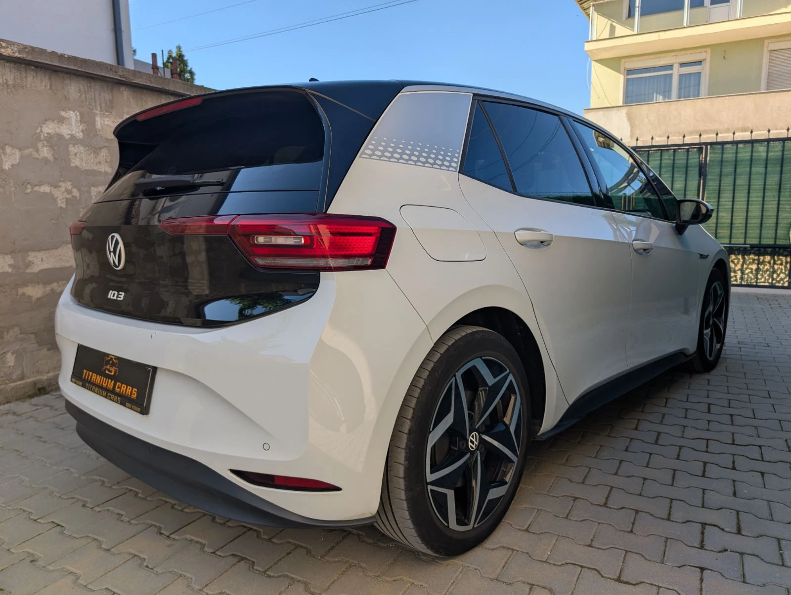 VW ID.3 1st Plus* 58kWh* Matrix* Дистроник* Подгрев, снимка 7 - Автомобили и джипове - 54266632