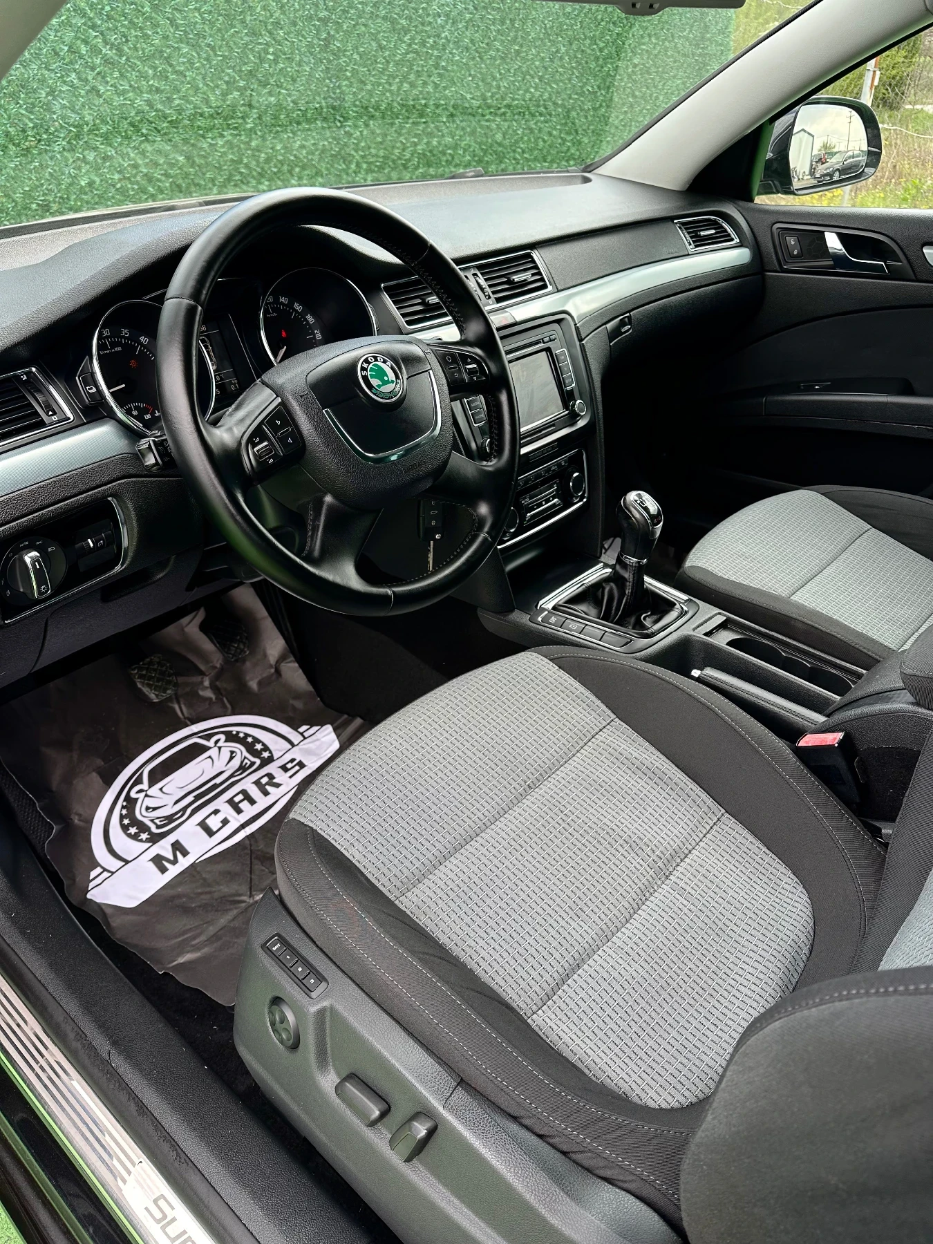 Skoda Superb 2.0TDI # 170ks # 4x4 , снимка 15 - Автомобили и джипове - 54335958