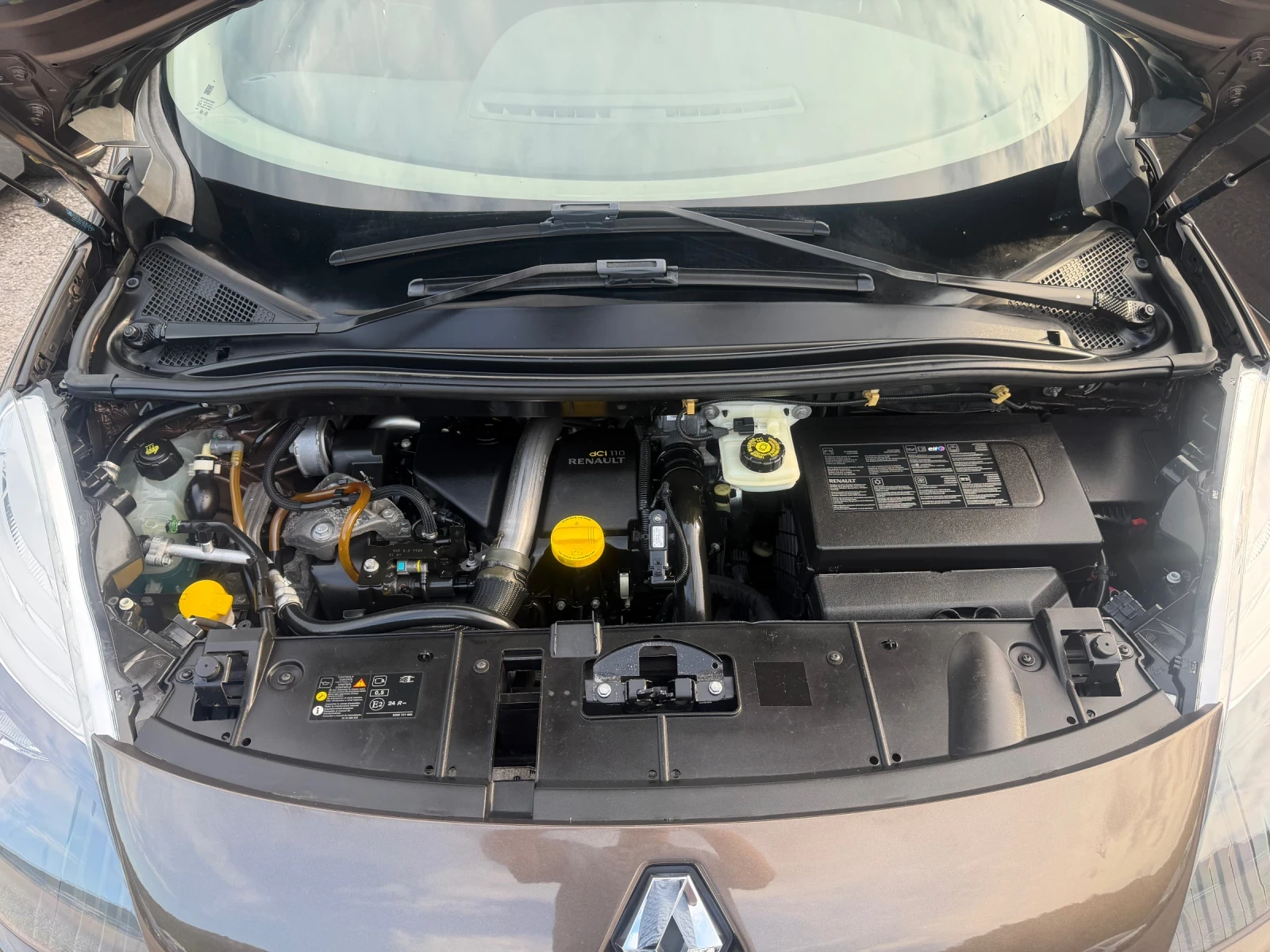 Renault Scenic 1.5 DCI 153 700KM/ЛЕТИ.ДЖ/НОВ ВНОС 7 МЕСТА, снимка 9 - Автомобили и джипове - 54567624