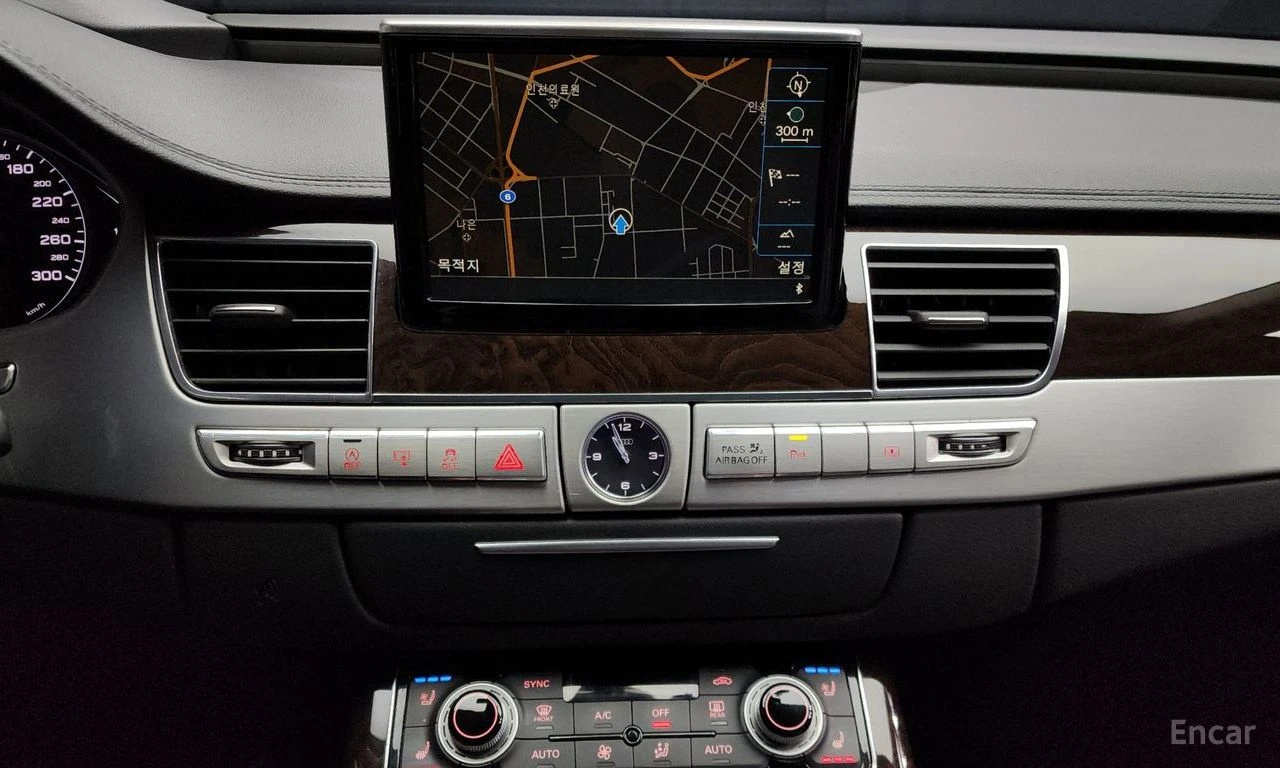 Audi A8 4.0 TFSI Quattro* B&O* DISTRONIC* HEAD-UP* 360 CAM, снимка 13 - Автомобили и джипове - 54762873