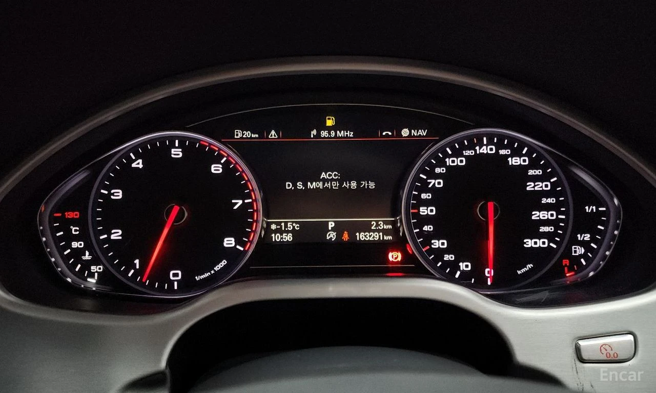 Audi A8 4.0 TFSI Quattro* B&O* DISTRONIC* HEAD-UP* 360 CAM, снимка 11 - Автомобили и джипове - 54762873