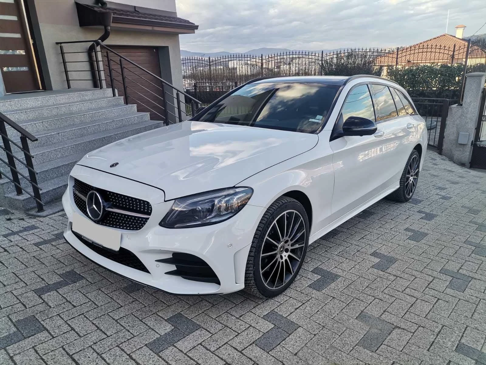 Mercedes-Benz C 300 AMG/9G TRONIC/