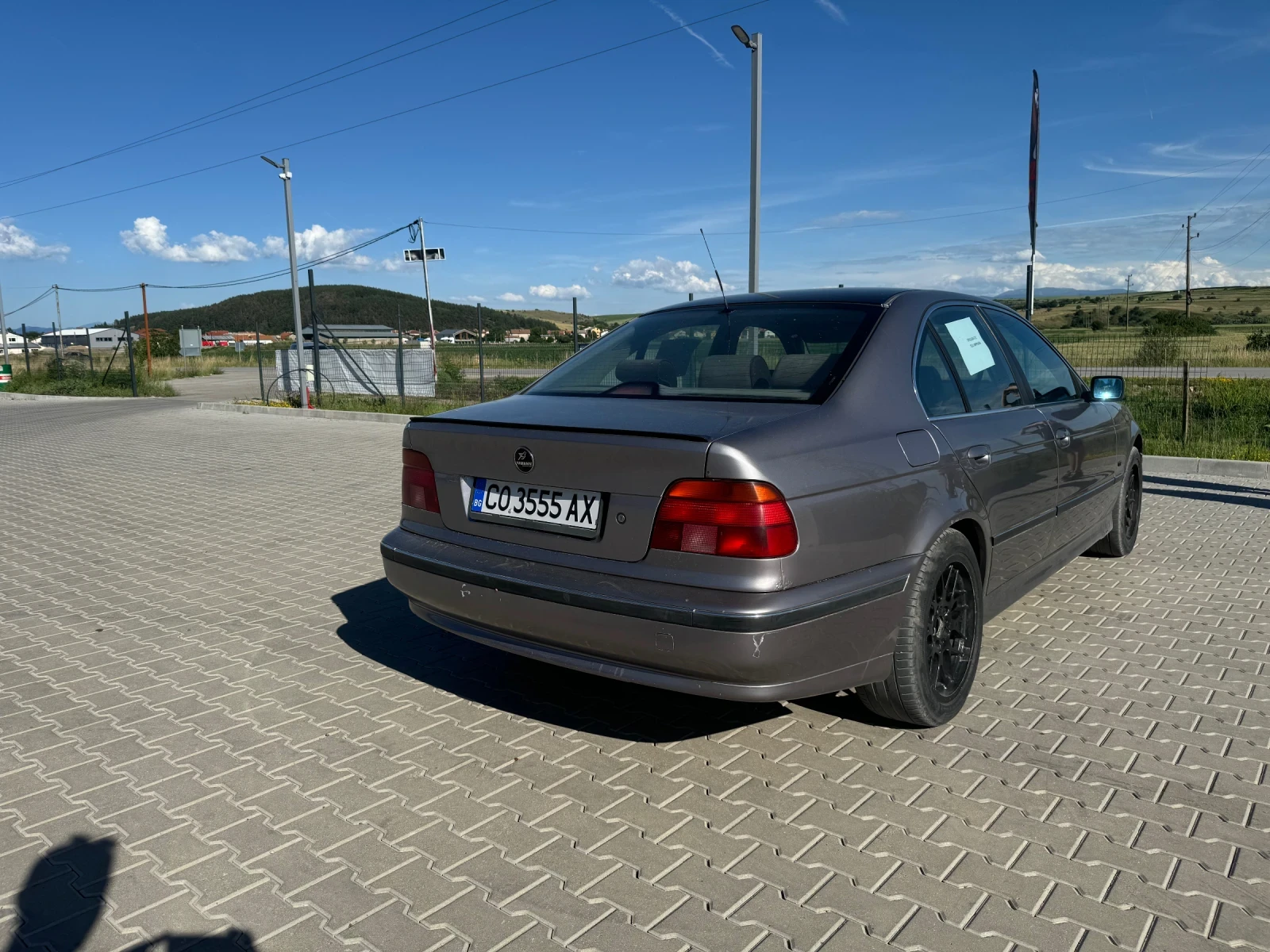 BMW 523 Газ, снимка 4 - Автомобили и джипове - 54932403
