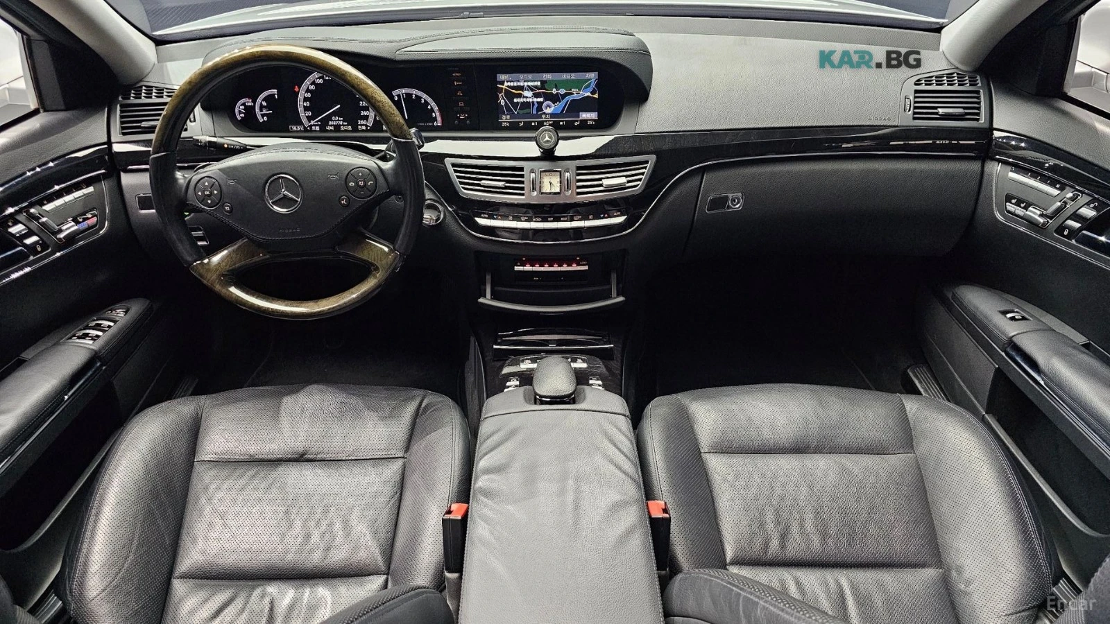 Mercedes-Benz S 350 BLUE TEC* КОЖА* ОБДУХВАНЕ* ПОДГРЕВ* НАВИ* ПАНО, снимка 7 - Автомобили и джипове - 54972872