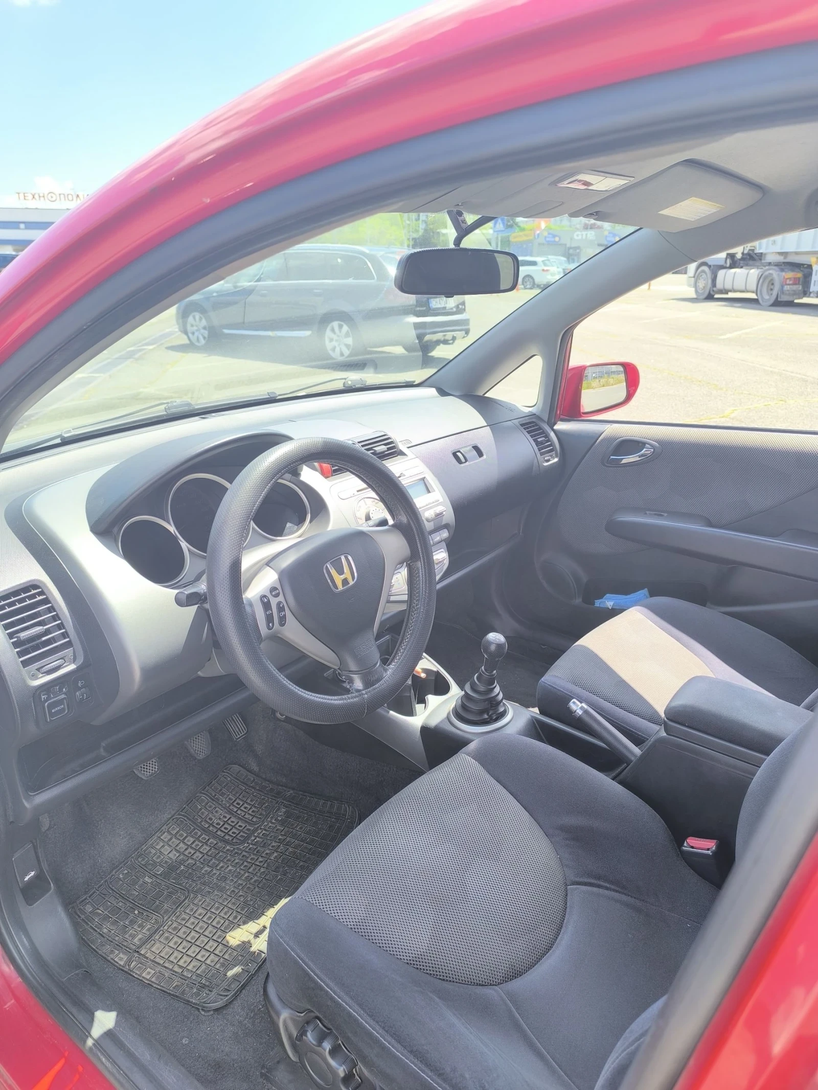 Honda Jazz Sport, снимка 16 - Автомобили и джипове - 54989979