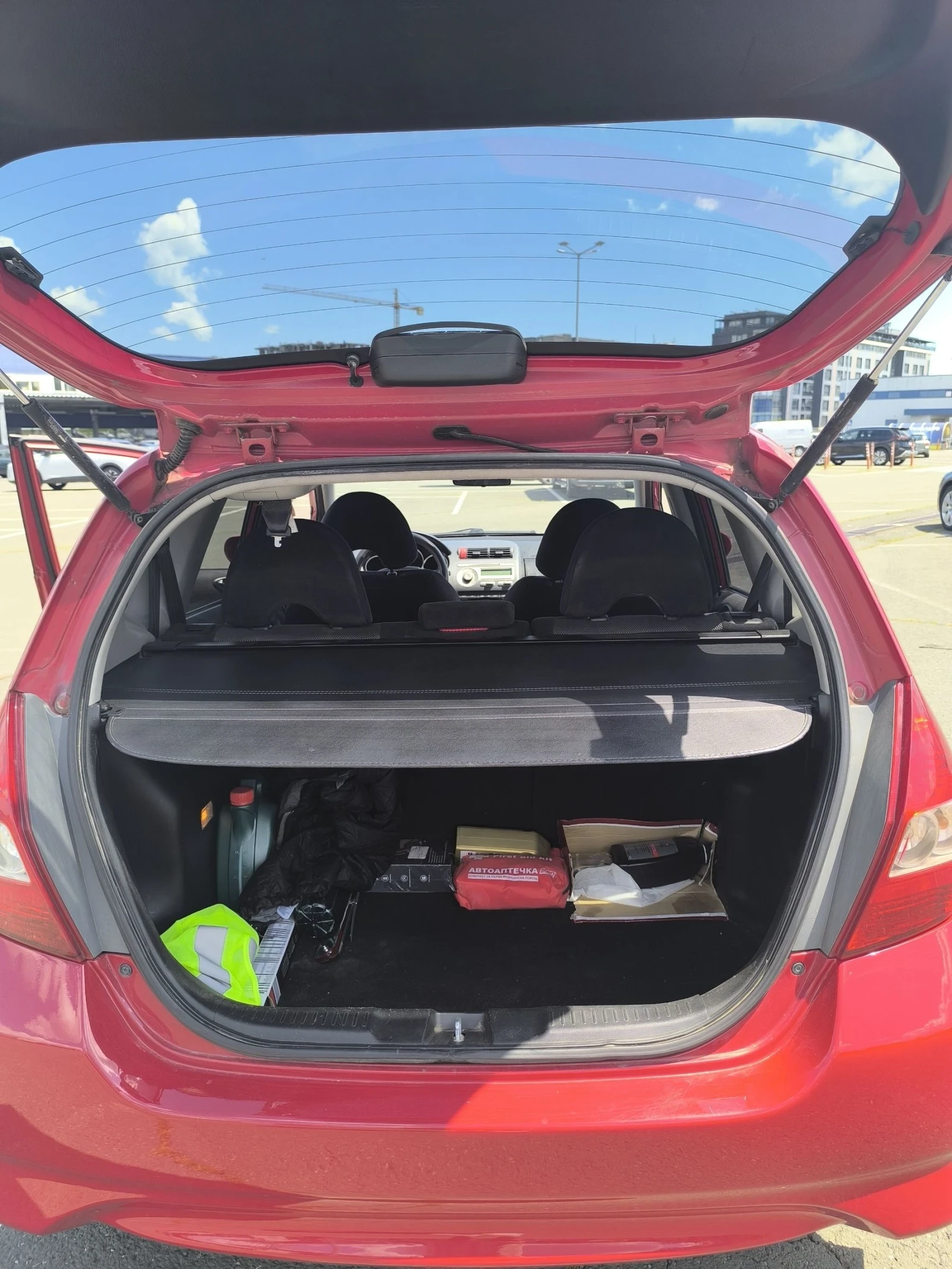 Honda Jazz Sport, снимка 13 - Автомобили и джипове - 54989979