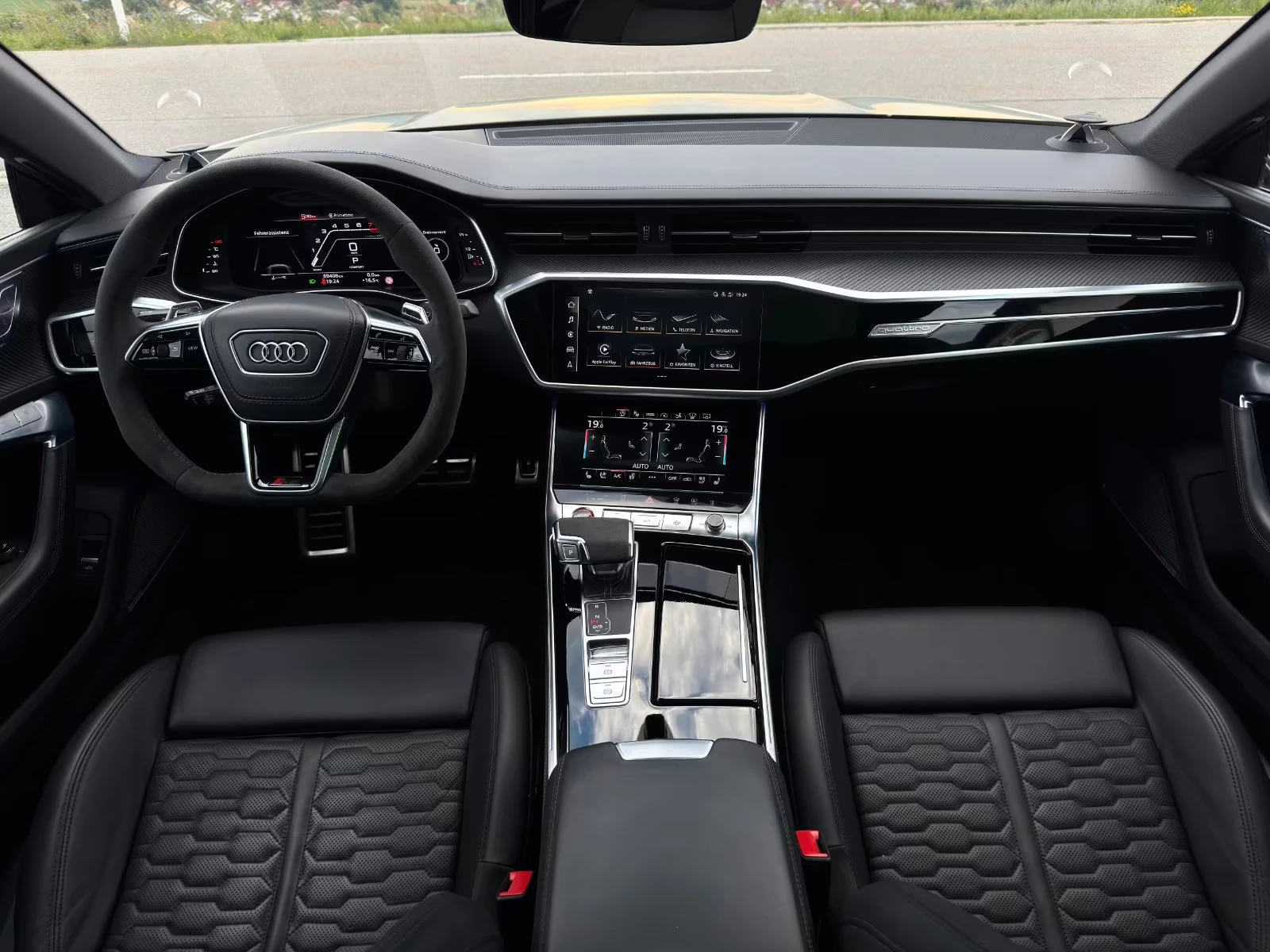 Audi Rs7 QUTTRO/600HP/CARBON/SOFT/360/PANO/MAT/KERAMIK/499z, снимка 12 - Автомобили и джипове - 55089788