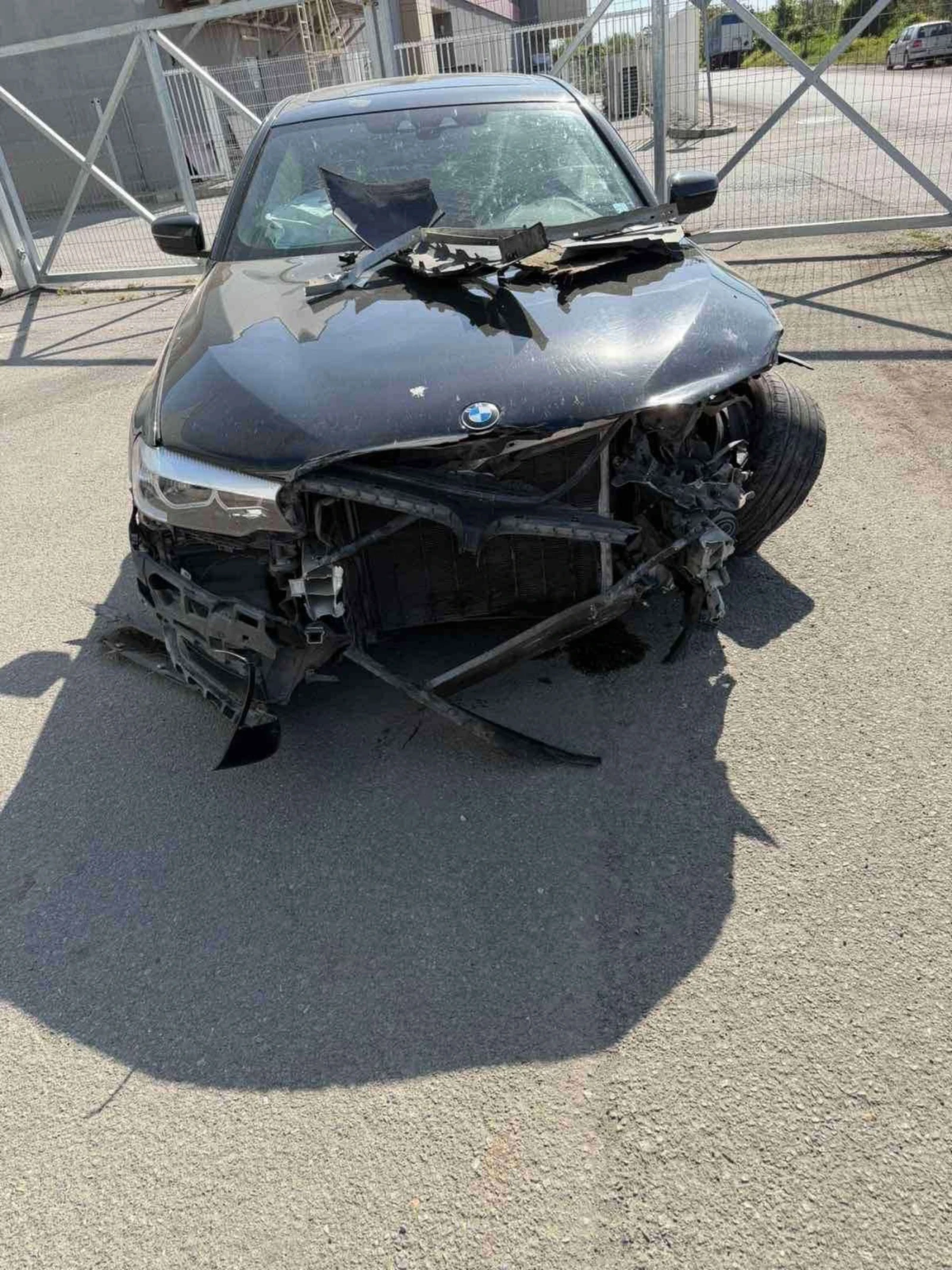 BMW 530 3.0i , снимка 4 - Автомобили и джипове - 55094599