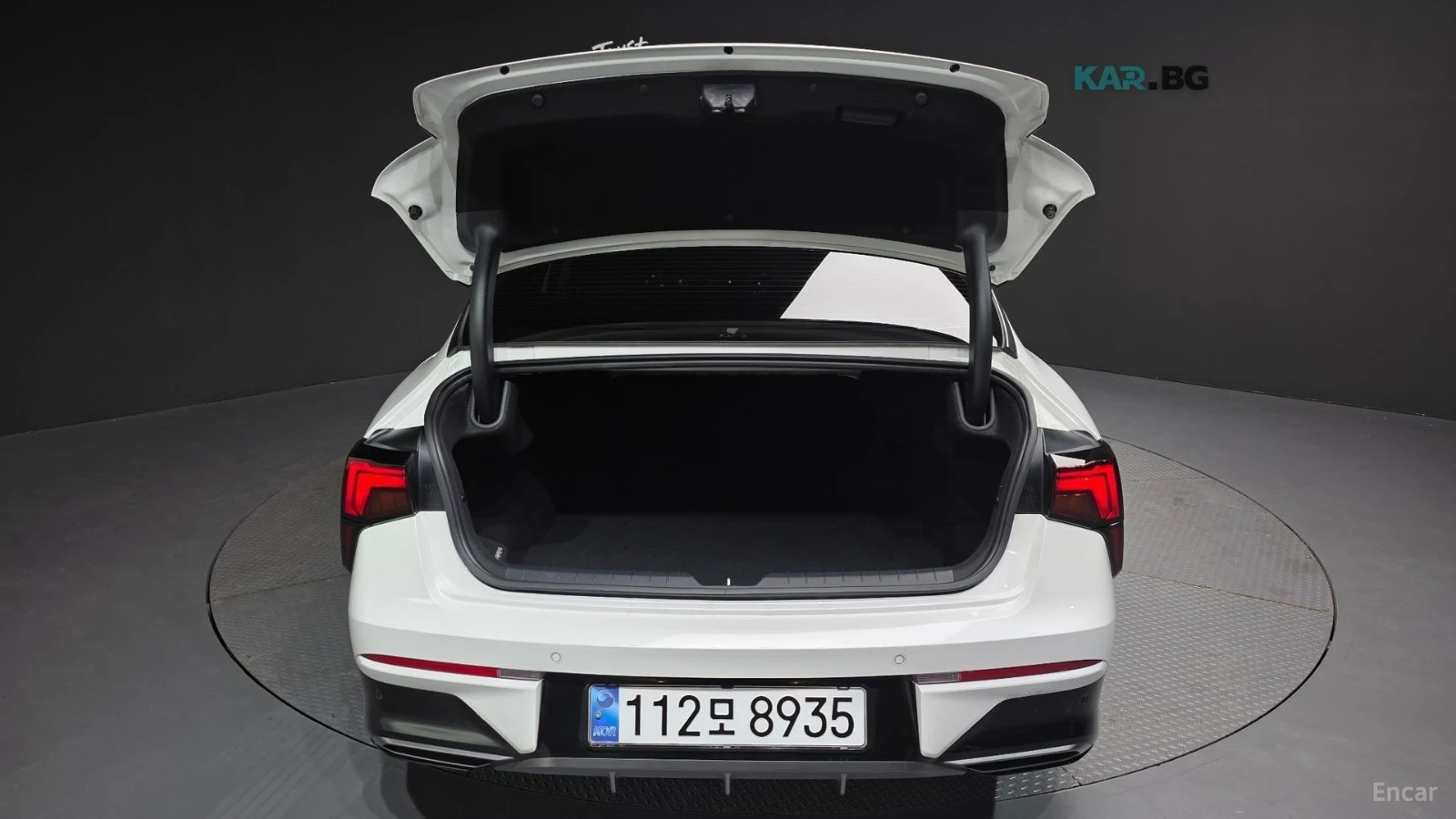 Kia K5 NOBLESSE/DRIVE-ASSISTS/BLIND-SPOT, снимка 17 - Автомобили и джипове - 55349979