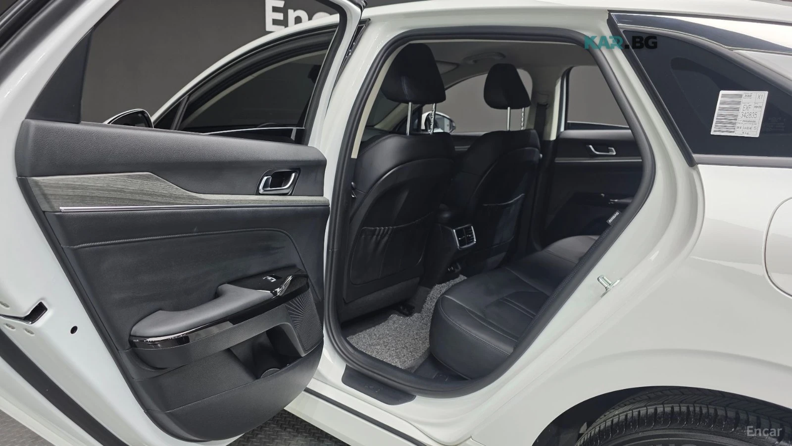 Kia K5 NOBLESSE/DRIVE-ASSISTS/BLIND-SPOT, снимка 16 - Автомобили и джипове - 55349979